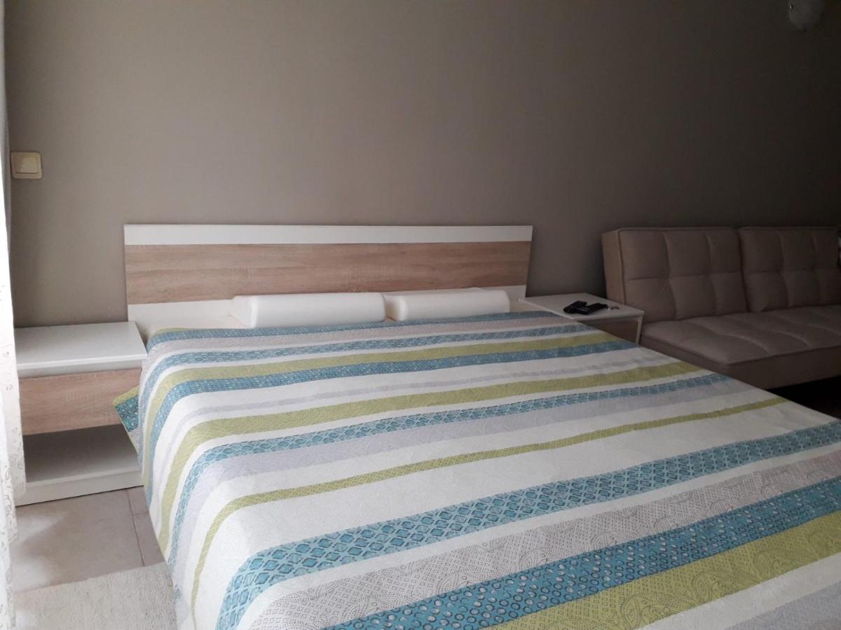 Treti Mart North Apartment พรีมอร์สโก ภายนอก รูปภาพ