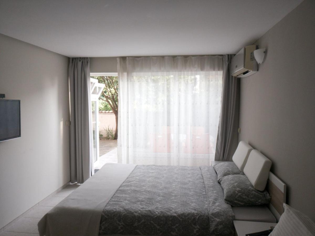 Treti Mart North Apartment พรีมอร์สโก ภายนอก รูปภาพ